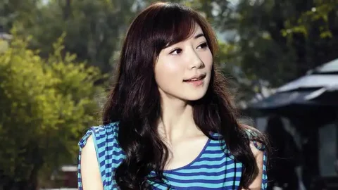 李阳评价董宇辉口语