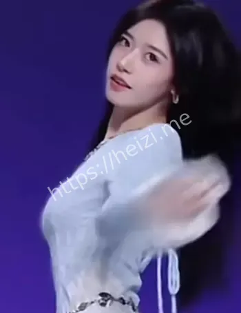 直播不慎走光