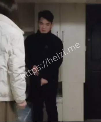 黑子网爆料