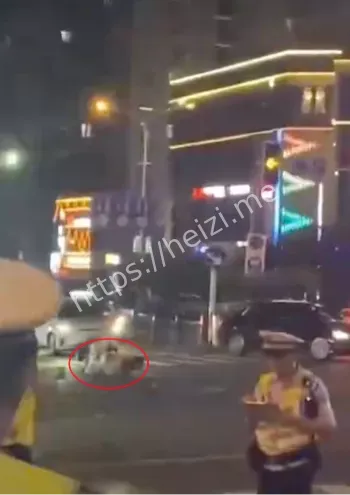 撞人行道