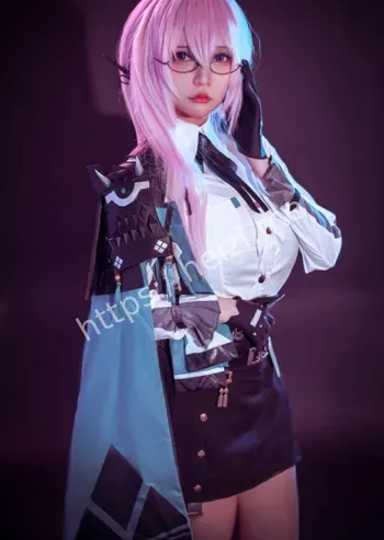 美峰私拍照泄露真相