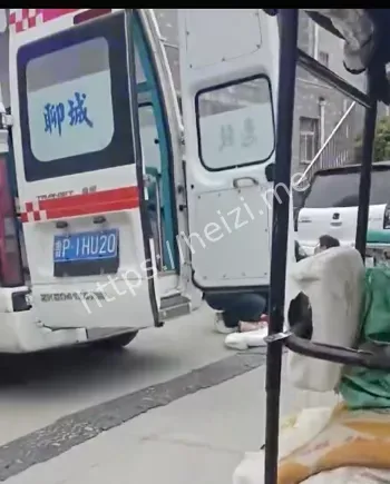 60岁老头出轨