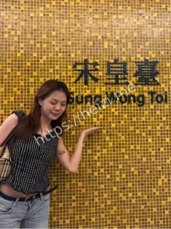 高颜值美女黑丝美腿事件