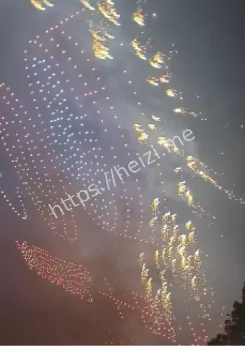 烟花与无人机编队表演