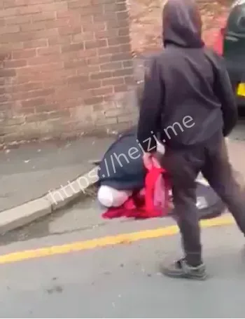 英国曼彻斯特持刀恐怖袭击