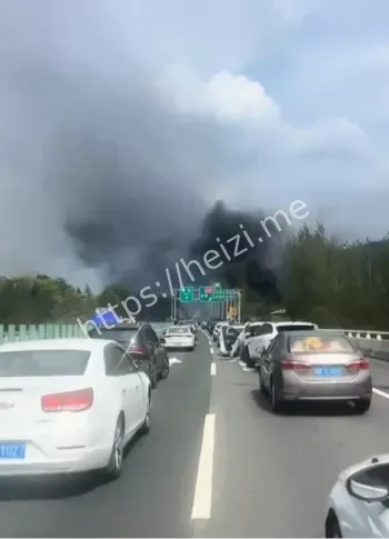 高速爆炸山谷回音视频