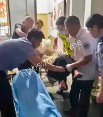 浴室灯光长明