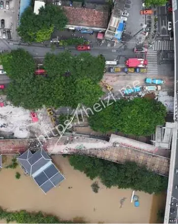 邕江水位上涨北大桥塌陷惊魂