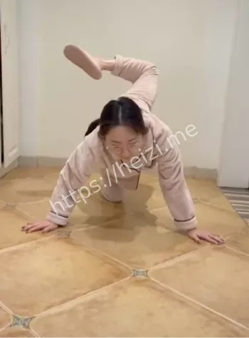 张悦绿帽门夫妇痛哭否认