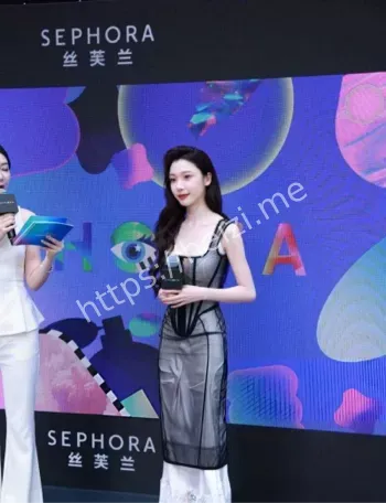 千万网红易梦玲恋爱史