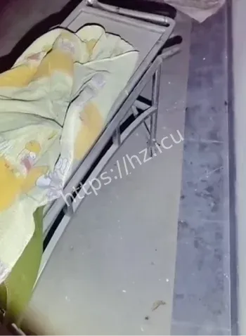 废弃殡仪馆诡异影子