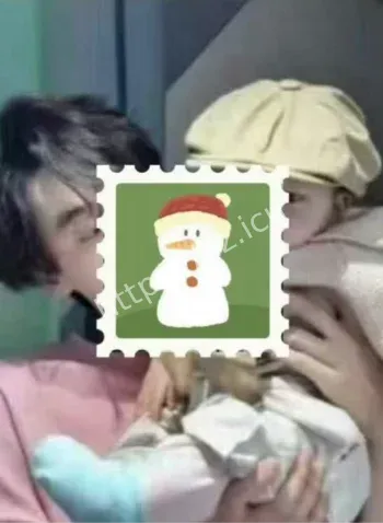 田栩宁停车场牵手若若