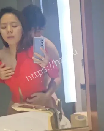 镜前互动视频泄露