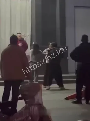 河南大朗纯爱战士倒地