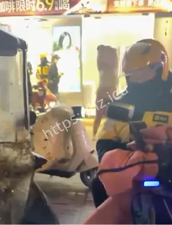 平邑古茗奶茶店