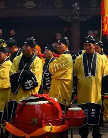 去拜舜帝却招来脏东西