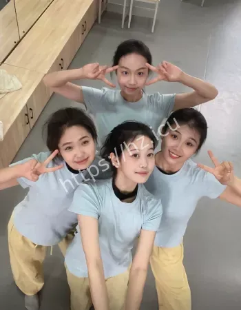 背着男友让校外金主包养