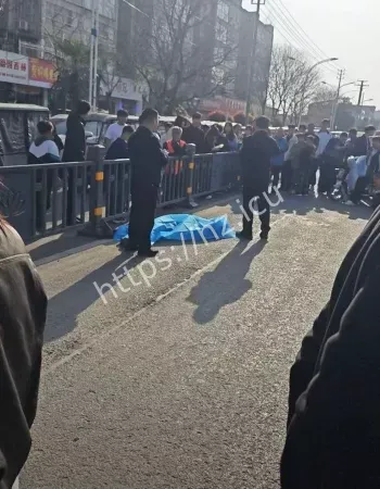 14岁少年电动车碰撞后