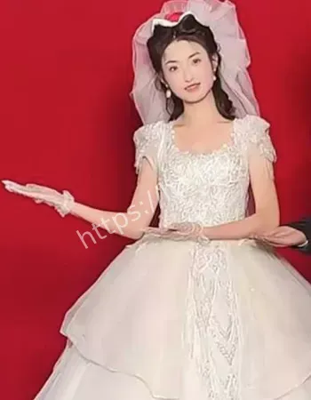 大尺度视频疯传