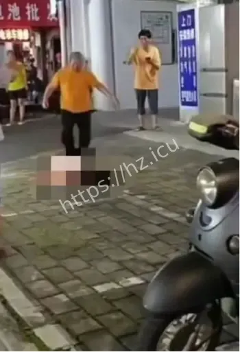 四川富顺女童二楼包间坠亡案