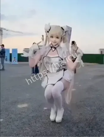 失眠熊JK萝莉风