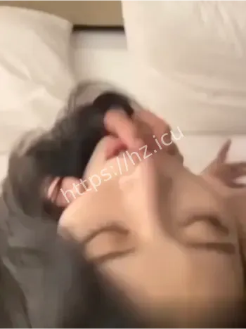 小香跪侍互动