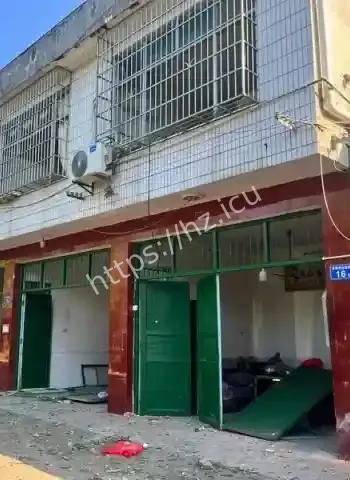 炸出蘑菇云