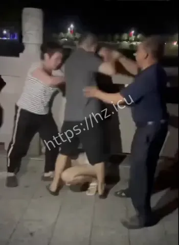 老头与老相好亲热