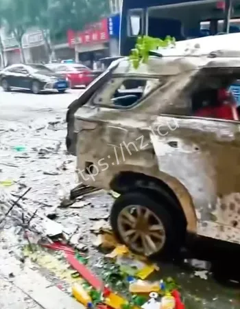 火势点燃二楼