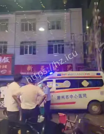 上演街头拳王争霸赛