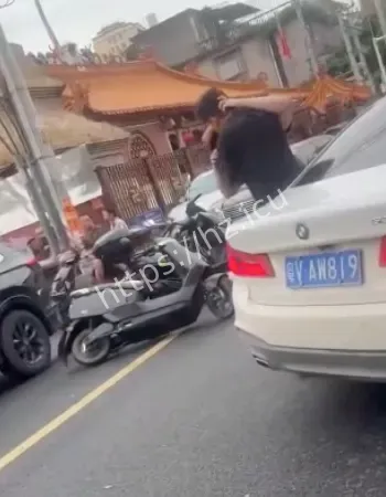 升级为互殴